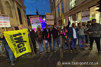 London Uber drivers confront TfL over driverless cars at black-tie transport dinner amid fears for 100,000 jobs Perry Richardson