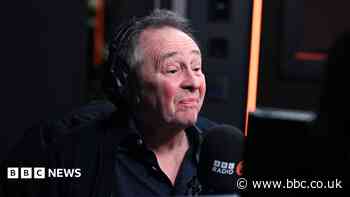 Comedian Paul Whitehouse mugged at London cash machine