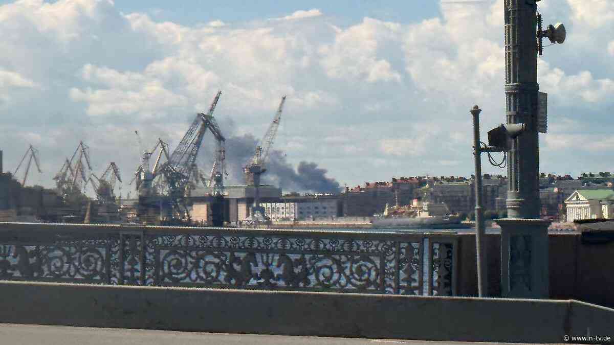 Infrastruktur im Visier: Russland: Ukraine greift St. Petersburg an - Ölterminal brennt