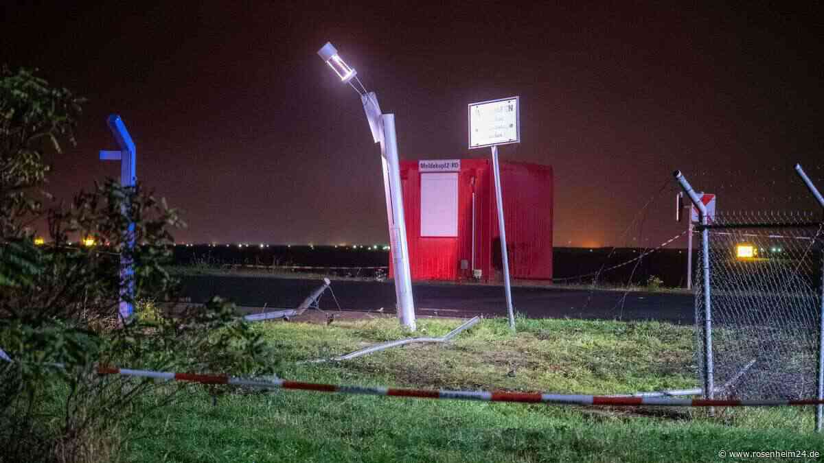 Polizei vermutet: Auto durchbrach Zaun am Flughafen Leipzig