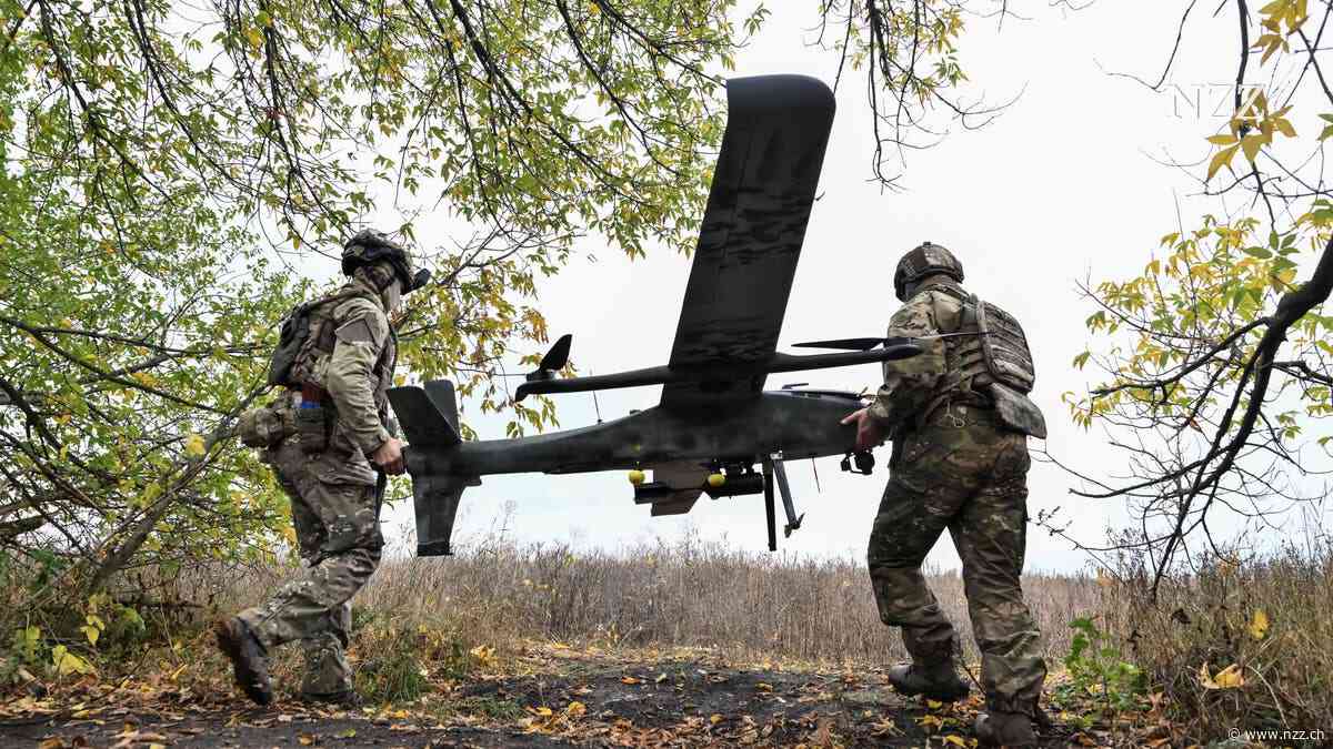 LIVE-TICKER - Krieg in der Ukraine: Massiver Drohnenangriff auf St. Petersburg