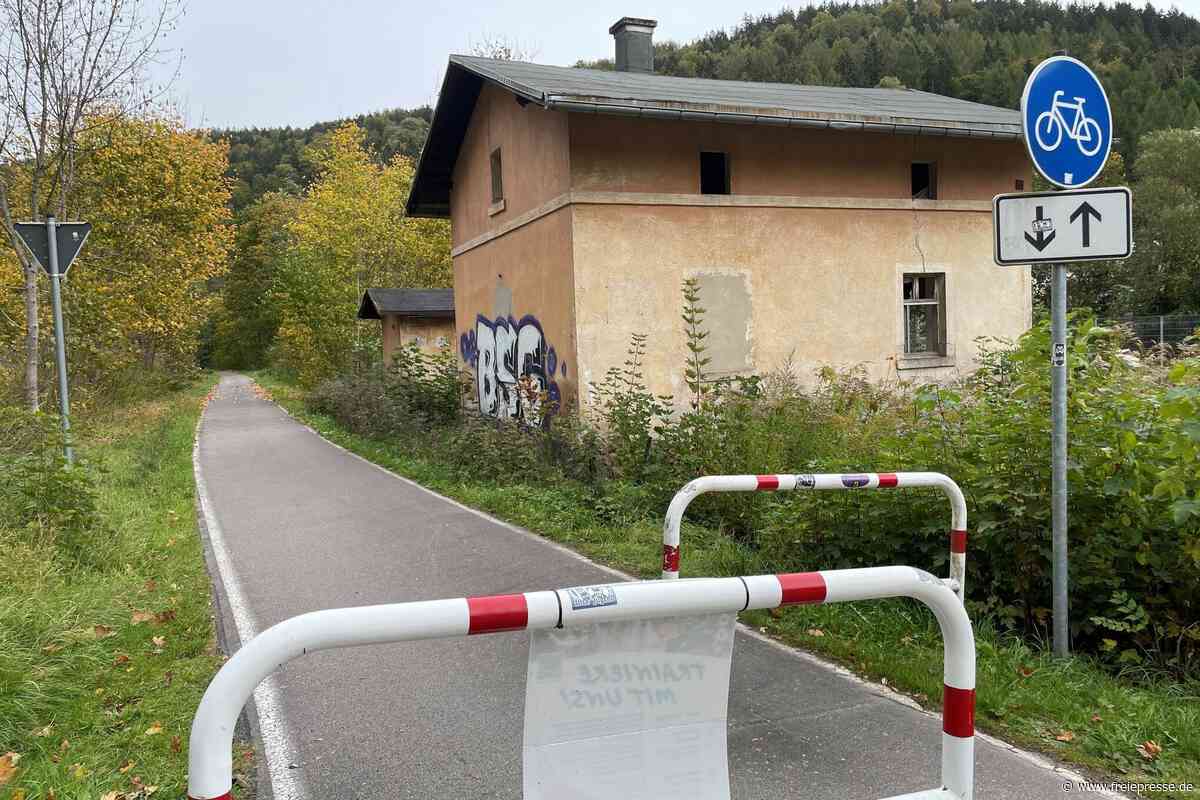 Altes Bahnwärterhäuschen im Erzgebirge wird abgerissen – was entstehen soll