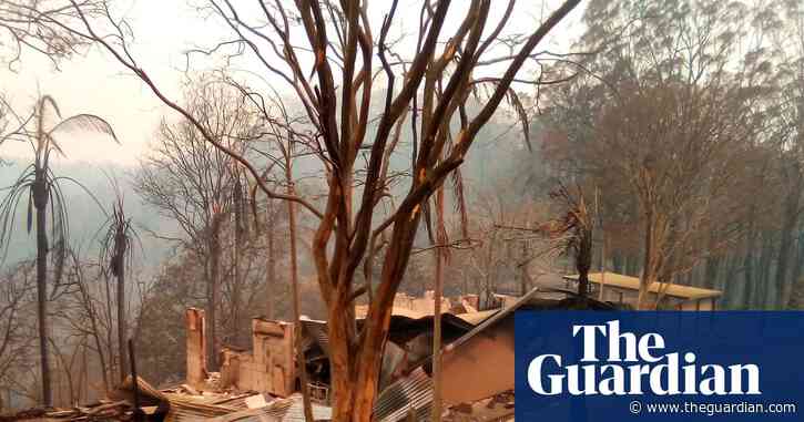 Most NSW homes destroyed in black summer bushfires were within 100 metres of vegetation