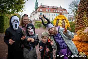 Halloween-Stimmung im Schlosspark Lichtenwalde