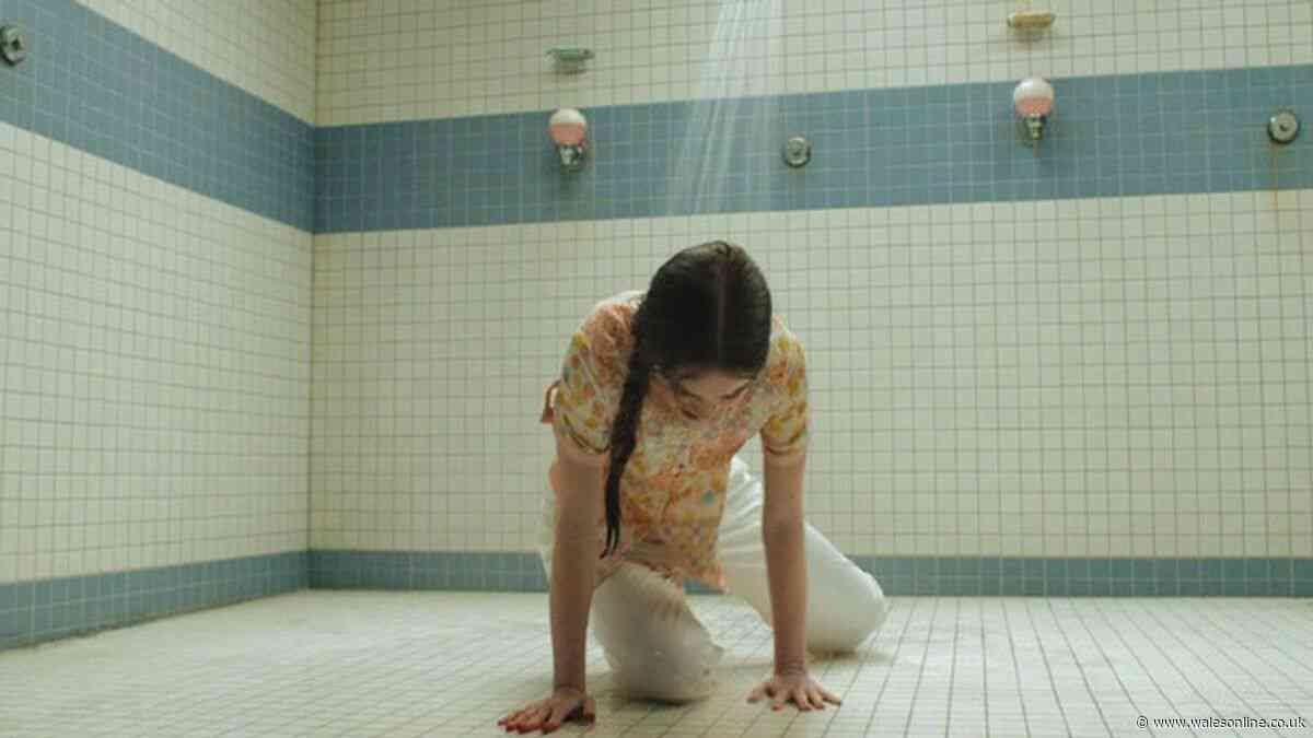 Terrifying horror series viewers binge in one go continues Top 10 success