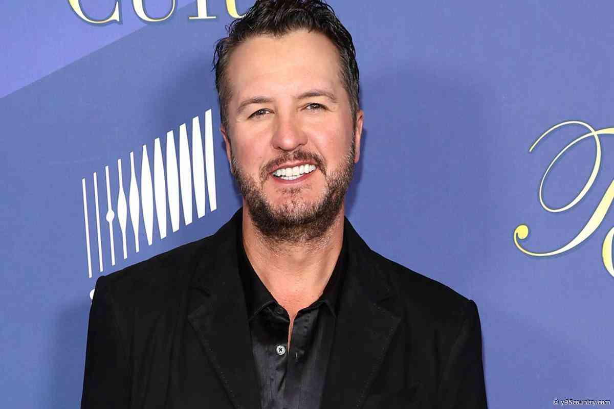 Luke Bryan’s Son Bo Suffers Broken Collarbone in Football Injury