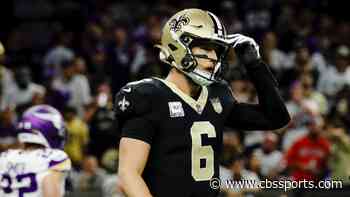 Saints QB Tyler Shough playing through broken bones in non-throwing hand, per report