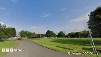 Plan for 'visually intrusive' phone mast blocked