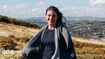 Wool campaigner to wear same dress for 90 days