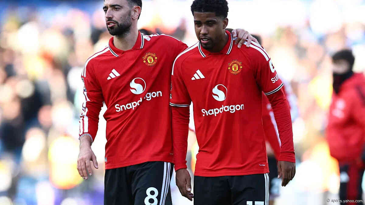 Manchester United miss chance to make statement after turbulent week with draw at Leeds