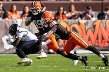 Cleveland Browns behind Baltimore Ravens by 10 points