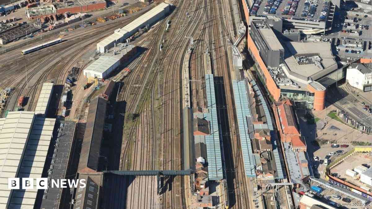 Rail work to disrupt Christmas Eve travel