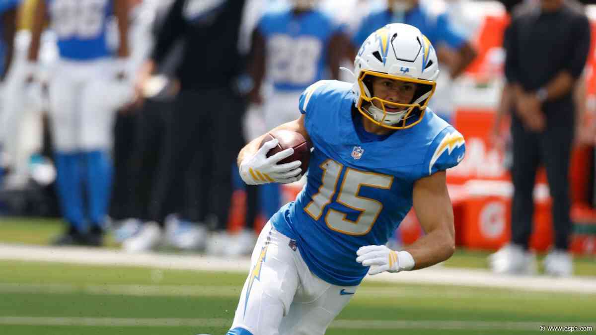 Chargers' McConkey, back from Week 4 injury, exits with concussion