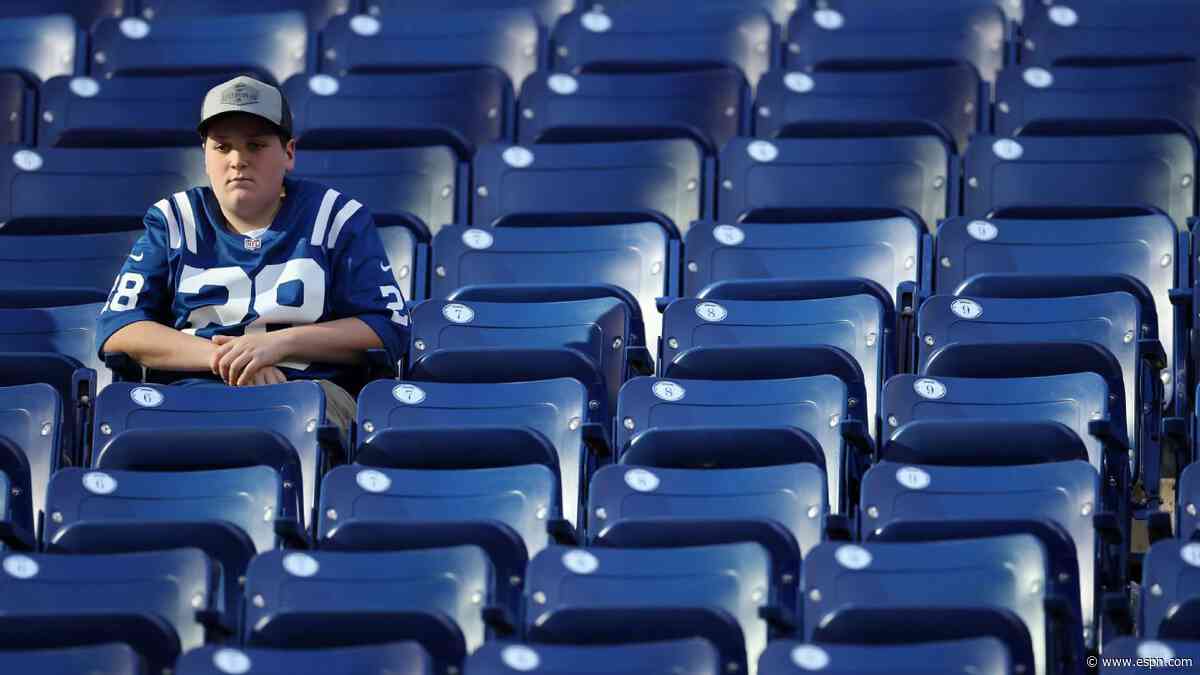 'I don't blame them for booing,' Steichen says of Colts fans after loss to lowly Titans