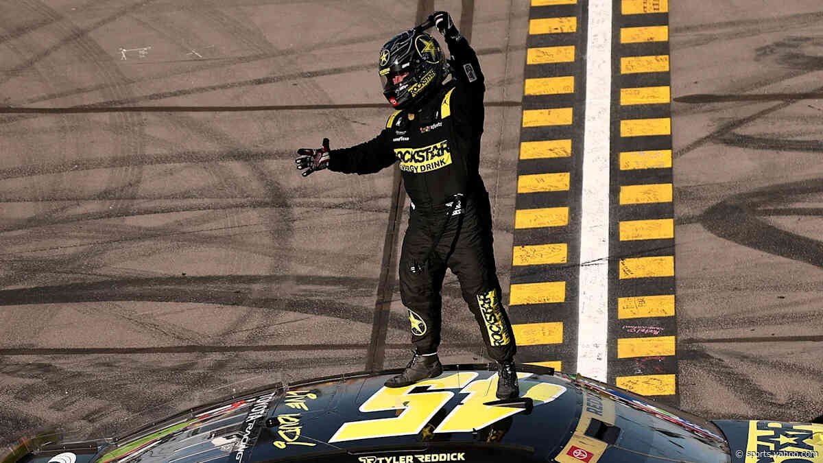 Tyler Reddick returns to Victory Lane in Chase-changing race at Phoenix
