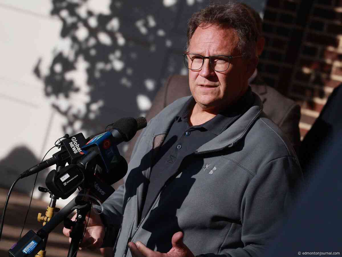 Wainwright mayor, reeve praise town's 'little' hospital in wake of base tragedy