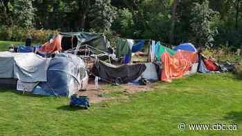 How would Hamilton mayoral candidates support people experiencing homelessness?