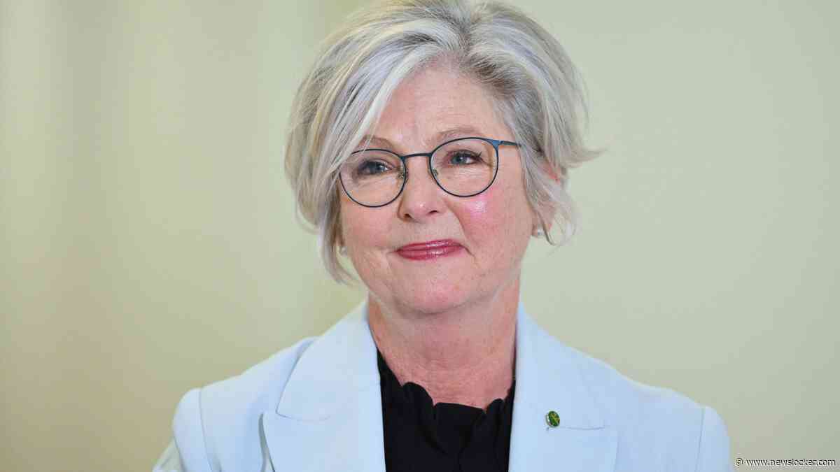 Aanval op Australisch parlementslid: man met mes op zak rijdt haar aan