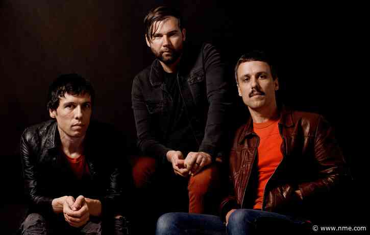 The Cribs announce special homecoming show celebrating 20 years of ‘Men’s Needs, Women’s Needs, Whatever’ with !Forward, Russia!