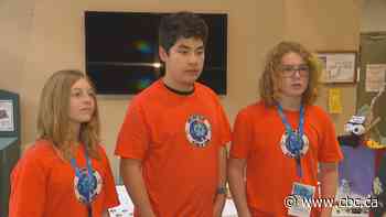 Students gather in Dartmouth to pitch ocean solutions