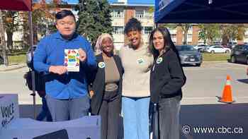 Community organizers come together to battle voter apathy in upcoming Toronto election