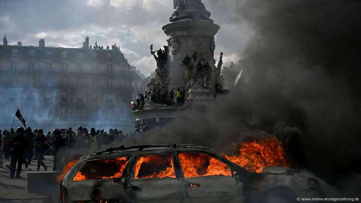 Absurde Szenen in Paris: Touristen genießen Seine-Fahrt, während Straßen brennen