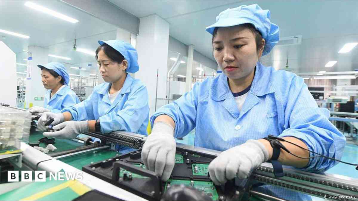 China's growth accelerates as AI boom helps boost exports