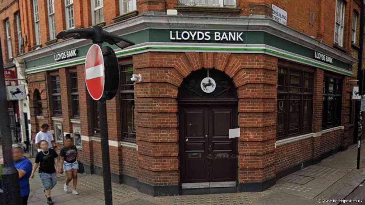 Lloyds Bank shares details of 'digital only'  customer account change
