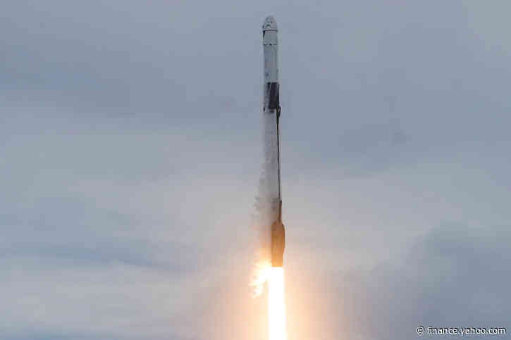Elon Musk says he plans to give SpaceX stock away to 'every kid in America'