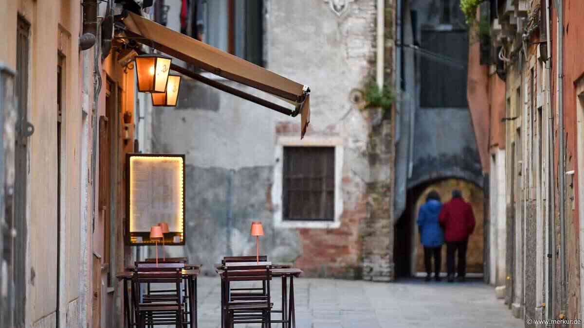 Pizza und Fisch für satte 188 Euro: Urlauber-Duo erlebt in Venedig-Restaurant eine böse Überraschung