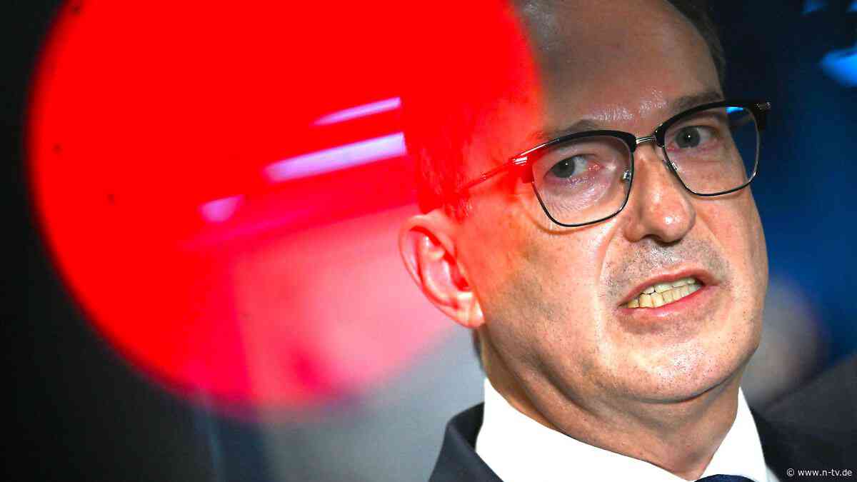 "Linksextreme und Migranten": Dobrindt meint zu wissen, wer für Gewalt in Frankreich verantwortlich ist