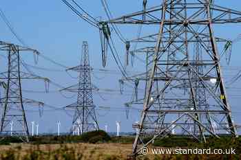 Staff at Britain’s grid operator did not cover up blackout risks, probe finds
