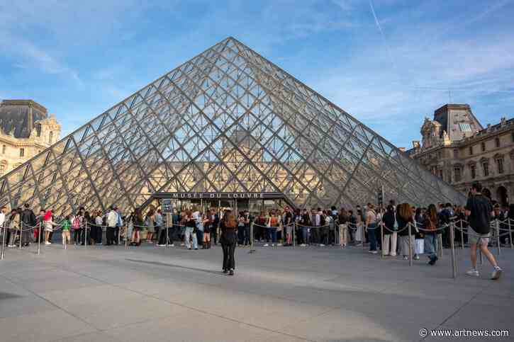 Louvre Blocked as Fallout from a Weekend of Unrest Continues to Shake France