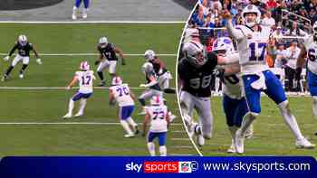 Josh Allen hits flip pass TD in superb improvised play