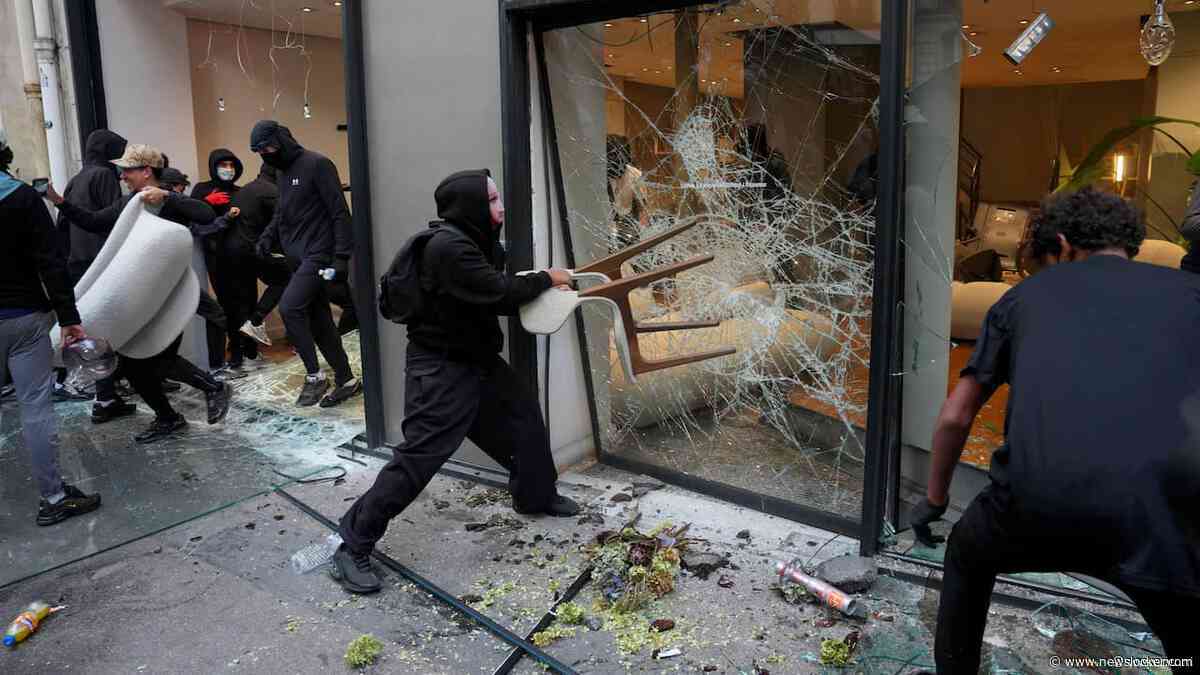 Arme jongeren zien kans op plunderen tijdens extreemlinks geweld in Frankrijk