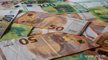 50 oder 100 Euro im Monat investieren: Wie groß der Unterschied für Frauen nach 20 Jahren ist