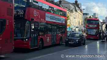 Croydon shop staff defend regularly parking on double yellows, obstructing London buses