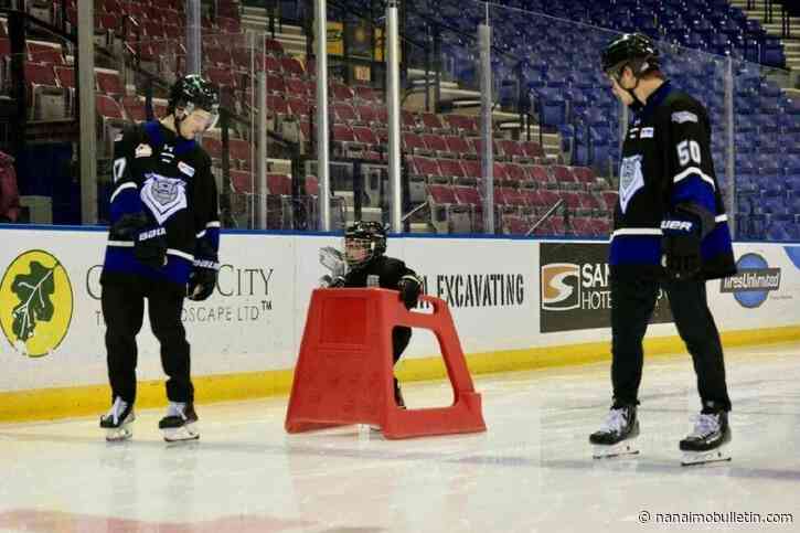 Blind Hockey returning to Victoria with help from Royals