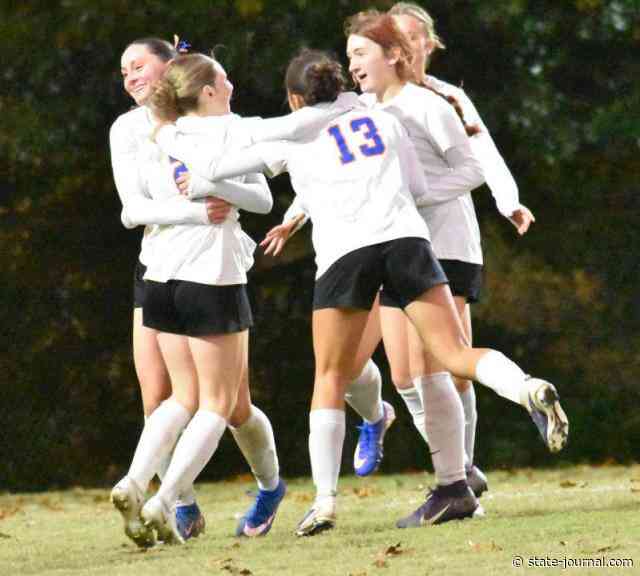 Frankfort’s girls soccer team loses to Great Crossing in district final