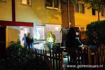 Zwaar vuurwerk veroorzaakt explosie en flinke schade aan woning