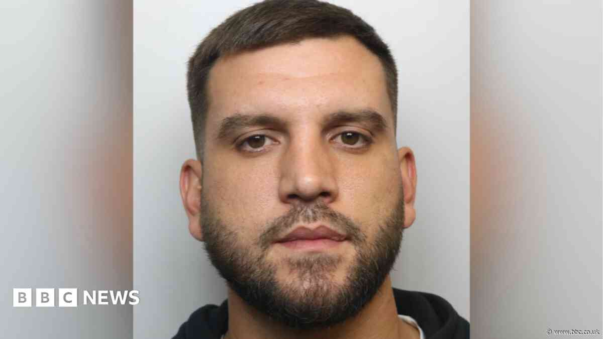 Man jailed after injuring pedestrians in crash