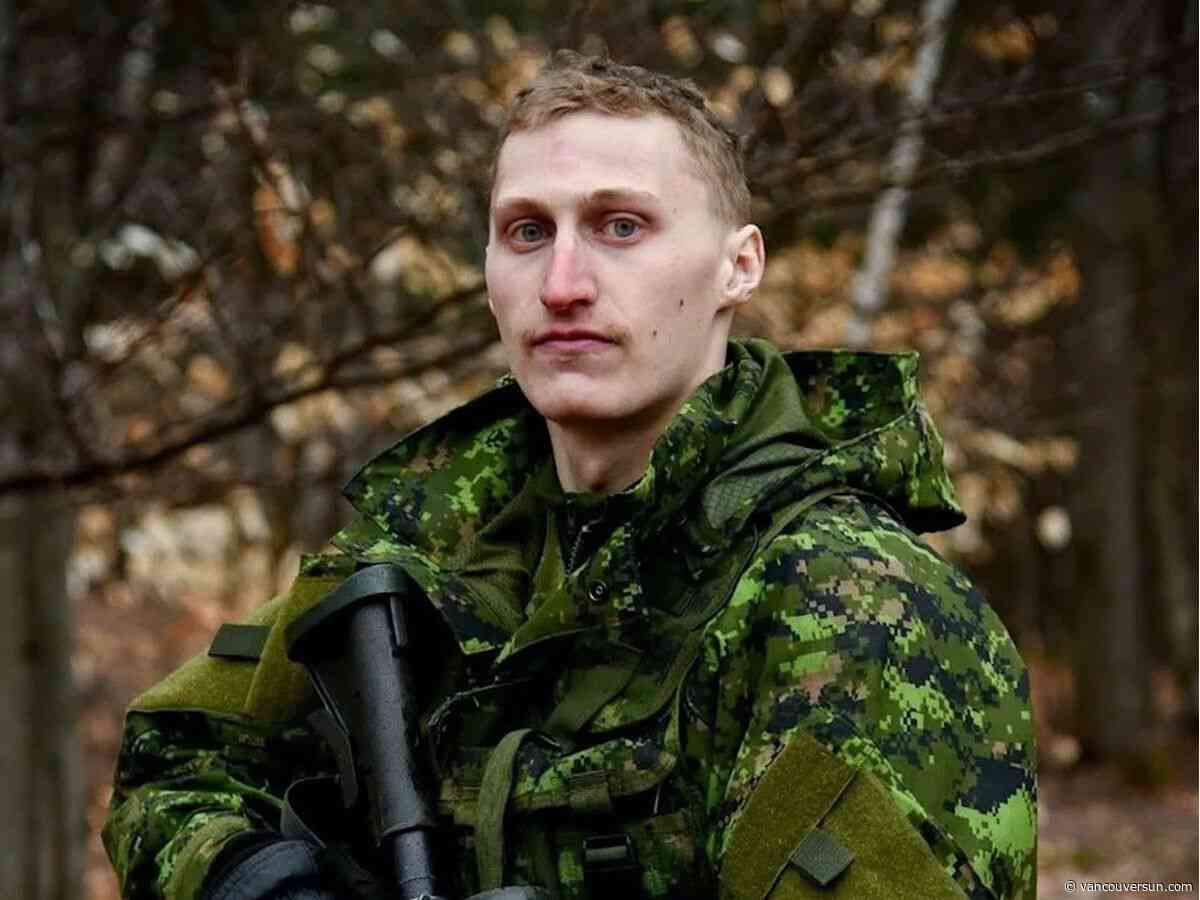 Tributes pour in for two young B.C. soldiers killed in Wainwright fire
