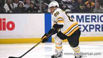 Bruins chase sixth straight win against Stars