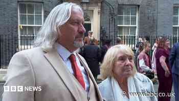 Jarrow marchers' descendants meet PM 90 years after snub