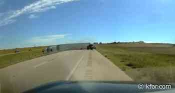 Close call on I-35 as semi crosses into oncoming traffic