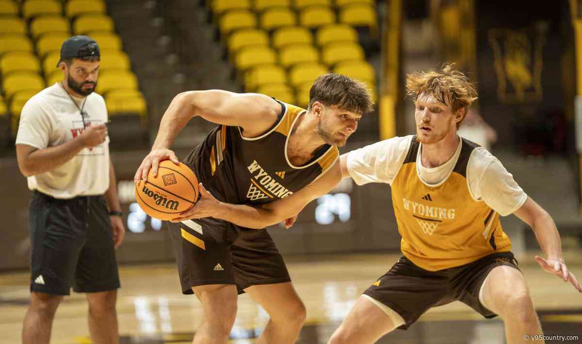 Wicks Still Looking for 'Pit Bulls' Season Opener 14 Days Away