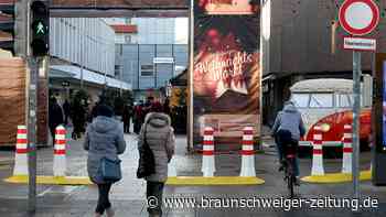 Warten auf feste Poller in Wolfsburg: Sie sollten bald den Weihnachtsmarkt sichern