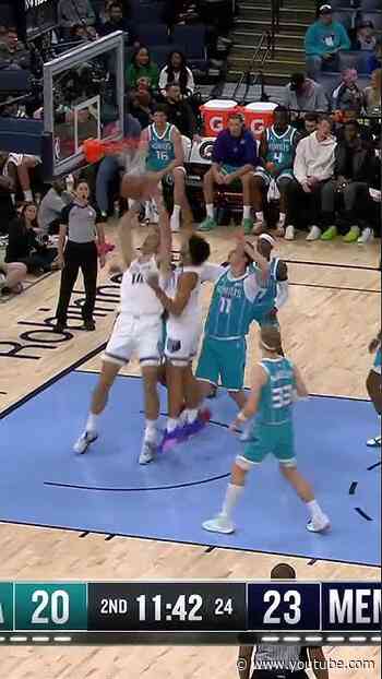 Zach cleaning the glass 🧼  #nba #grizzlies