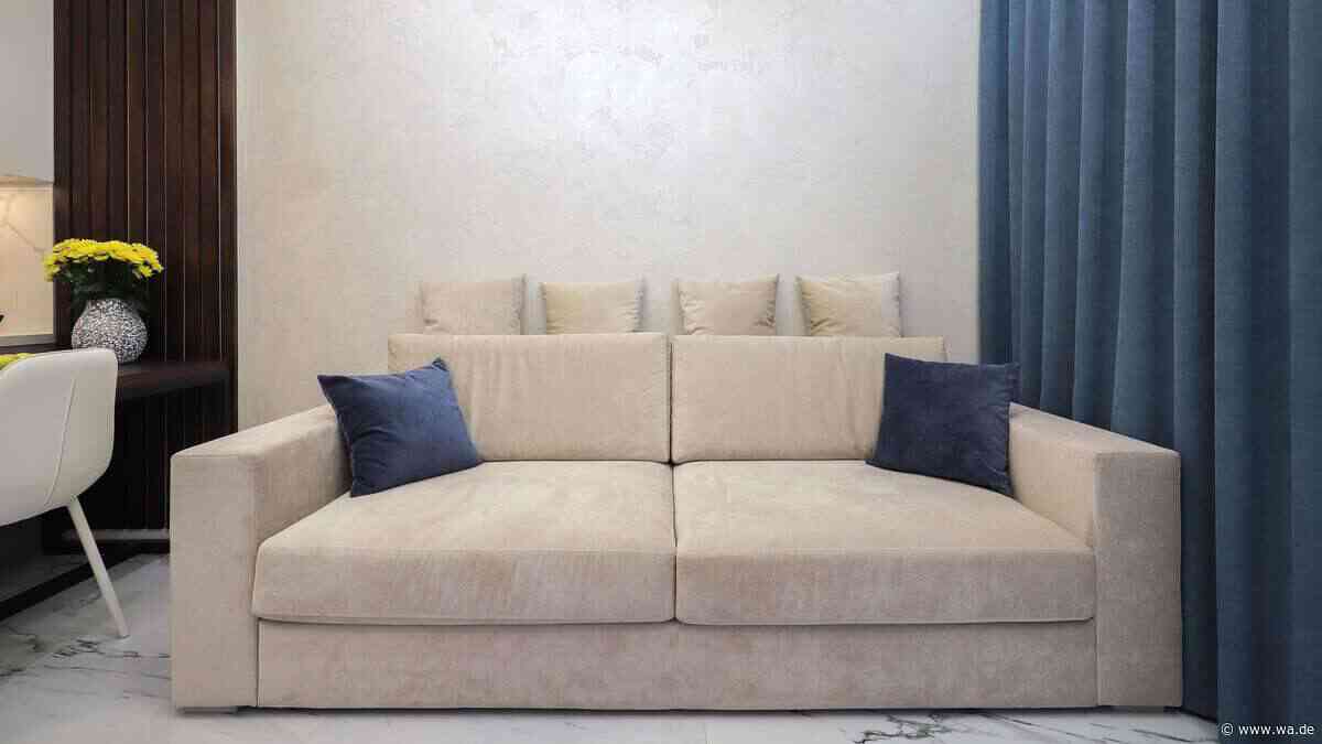 Mit dieser Alternative wirkt das Sofa gleich viel gemütlicher