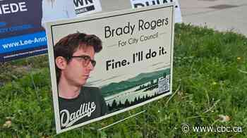 'Fine, I'll do it': Kelowna elects candidate who went viral for self-deprecating signs